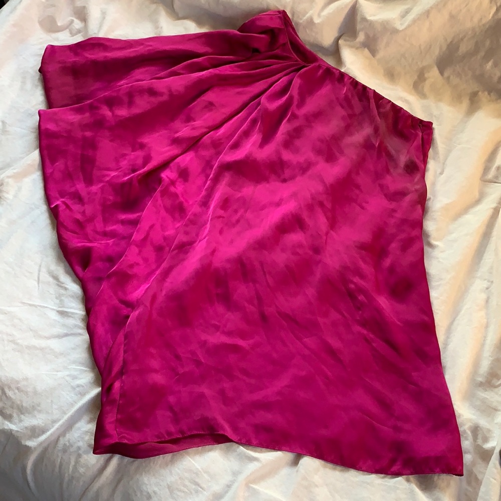 Women’s fuschia one shoulder party dress
